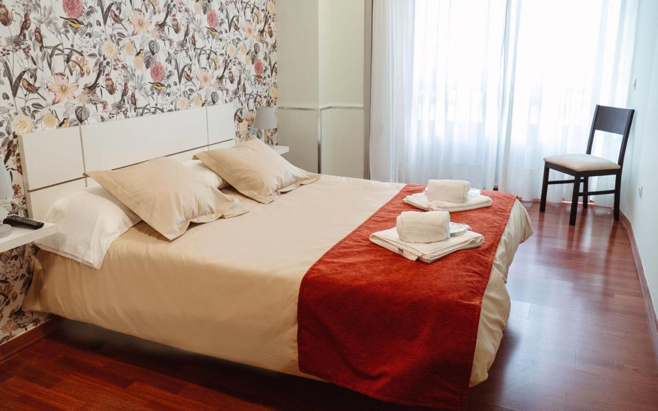 A Casa Antiga Do Monte Apartamentos Turisticos - Pontecesures ปาดรอน ภายนอก รูปภาพ