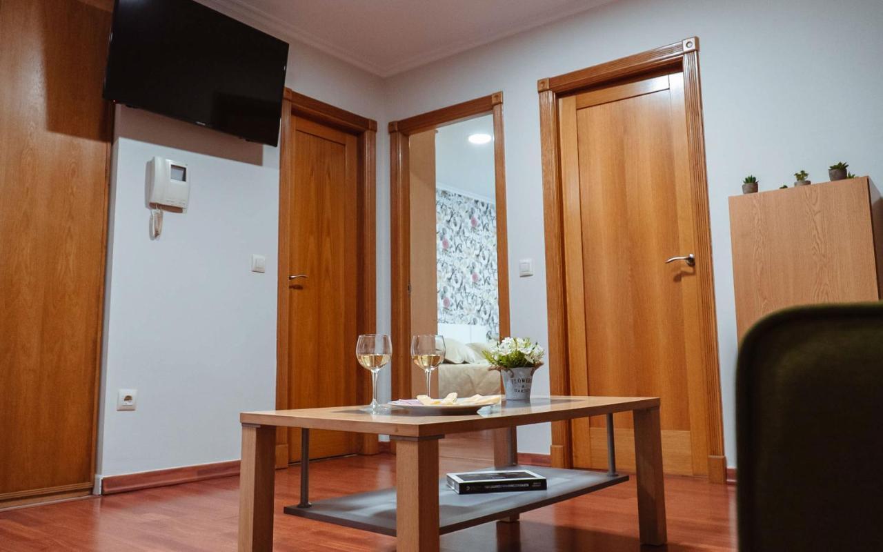 A Casa Antiga Do Monte Apartamentos Turisticos - Pontecesures ปาดรอน ภายนอก รูปภาพ