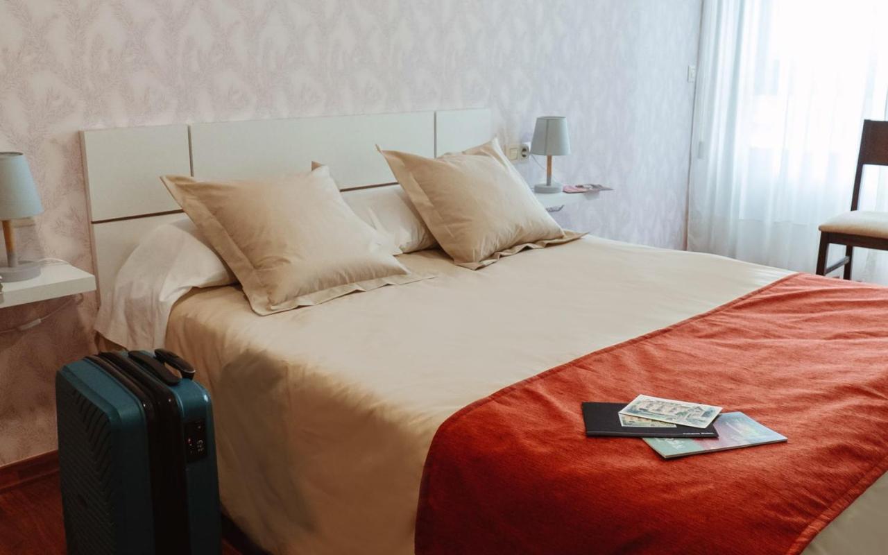 A Casa Antiga Do Monte Apartamentos Turisticos - Pontecesures ปาดรอน ภายนอก รูปภาพ