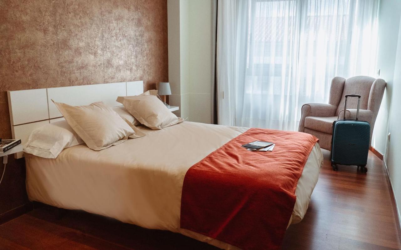 A Casa Antiga Do Monte Apartamentos Turisticos - Pontecesures ปาดรอน ภายนอก รูปภาพ