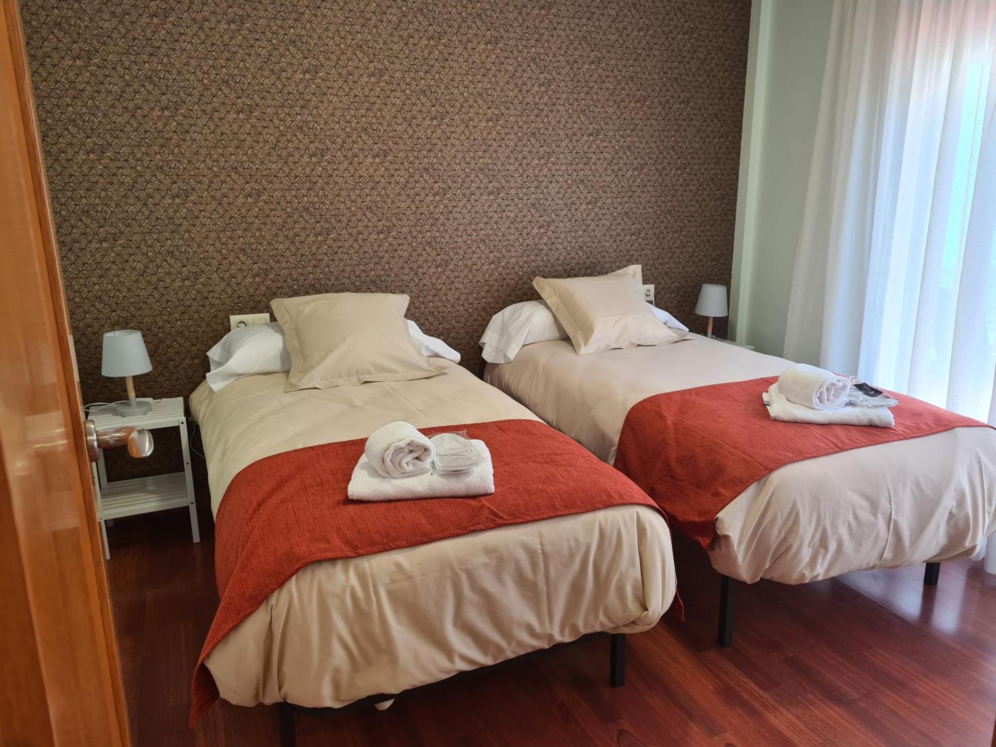 A Casa Antiga Do Monte Apartamentos Turisticos - Pontecesures ปาดรอน ภายนอก รูปภาพ