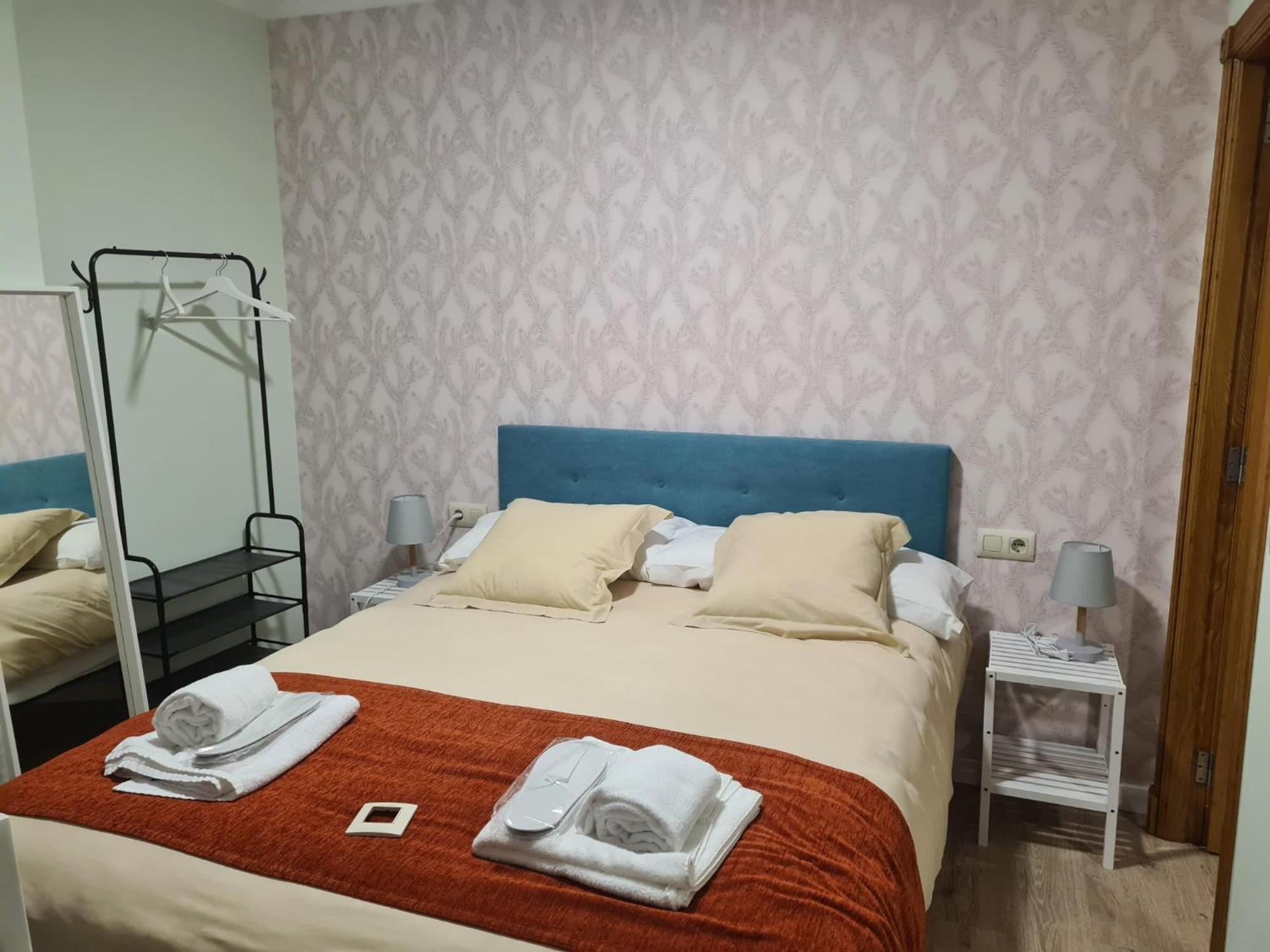 A Casa Antiga Do Monte Apartamentos Turisticos - Pontecesures ปาดรอน ภายนอก รูปภาพ
